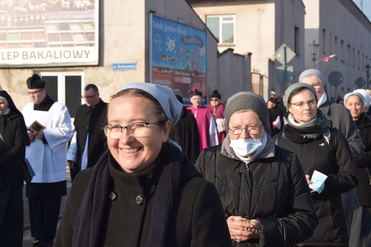 Łowicka proceja z relikwiami św. Wiktorii