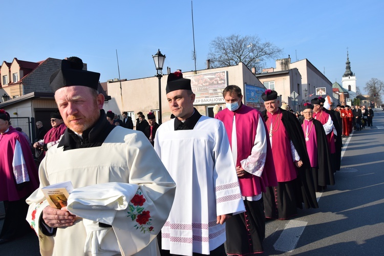 Łowicka proceja z relikwiami św. Wiktorii