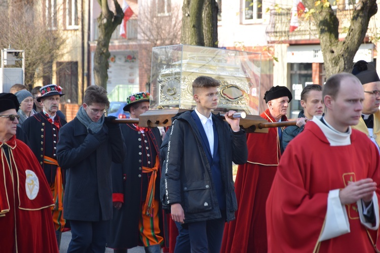 Łowicka proceja z relikwiami św. Wiktorii