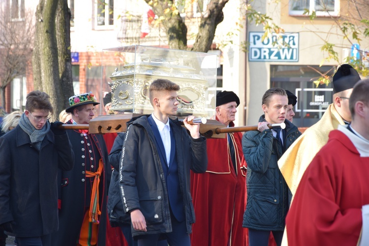 Łowicka proceja z relikwiami św. Wiktorii