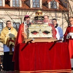 Łowicka proceja z relikwiami św. Wiktorii