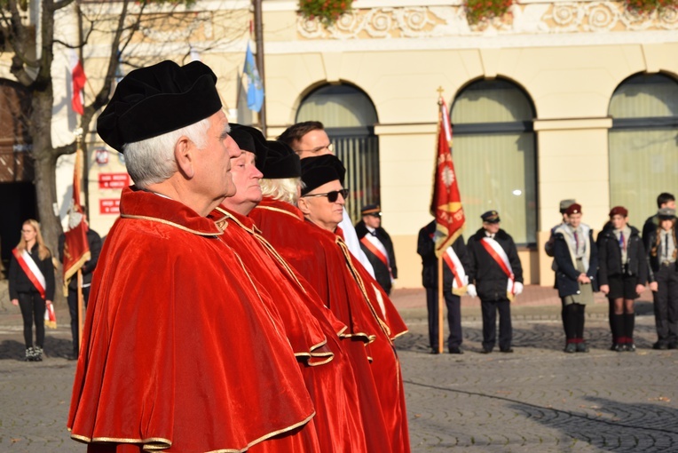 Łowicka proceja z relikwiami św. Wiktorii