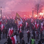 Marsz Niepodległości zakończył się na błoniach Stadionu Narodowego