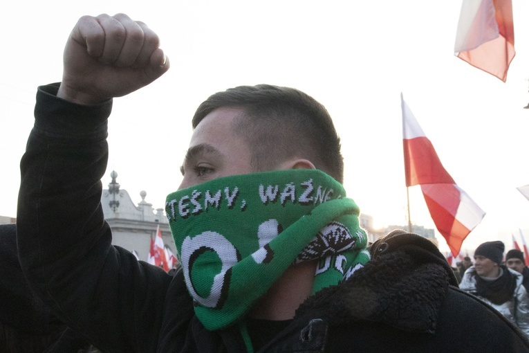 Marsz Niepodległości zakończył się na błoniach Stadionu Narodowego