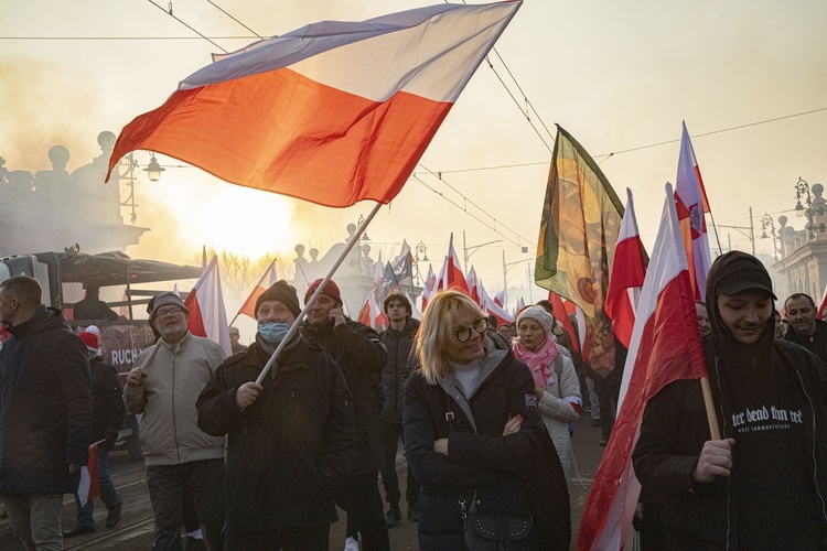 Marsz Niepodległości zakończył się na błoniach Stadionu Narodowego