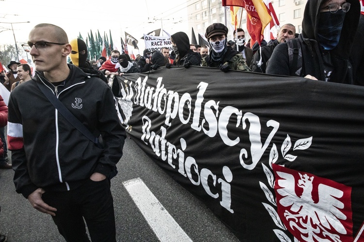 Marsz Niepodległości zakończył się na błoniach Stadionu Narodowego