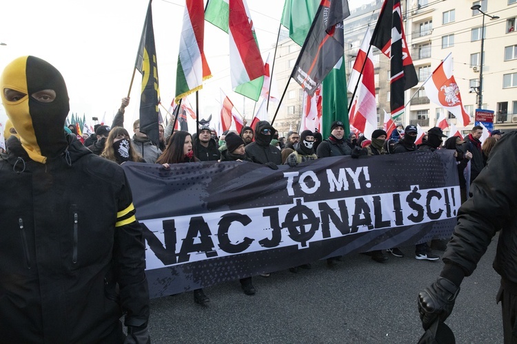 Marsz Niepodległości zakończył się na błoniach Stadionu Narodowego