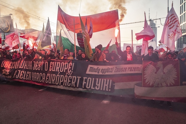 Marsz Niepodległości zakończył się na błoniach Stadionu Narodowego