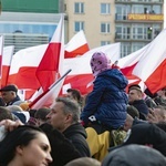 Marsz Niepodległości zakończył się na błoniach Stadionu Narodowego