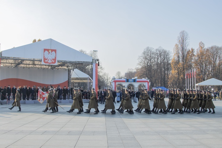 Przed Grobem Nieznanego Żołnierza