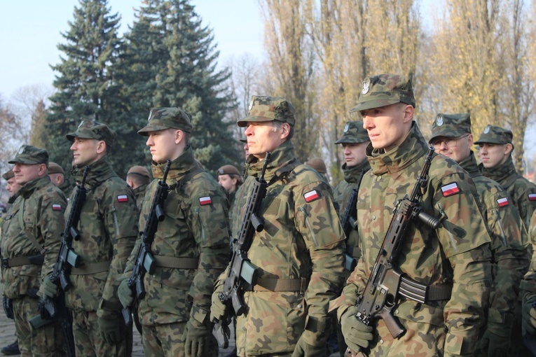 Ciechanów. Dzień otwarty w koszarach