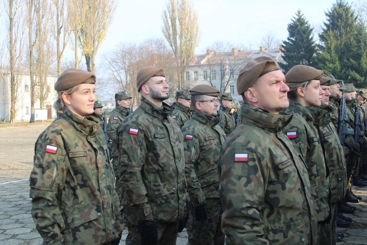 Ciechanów. Dzień otwarty w koszarach