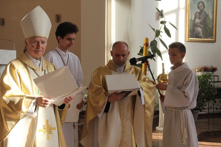 Tarnów. Błogosławieństwo nowych lektorów dekanatu Tarnów-Południe