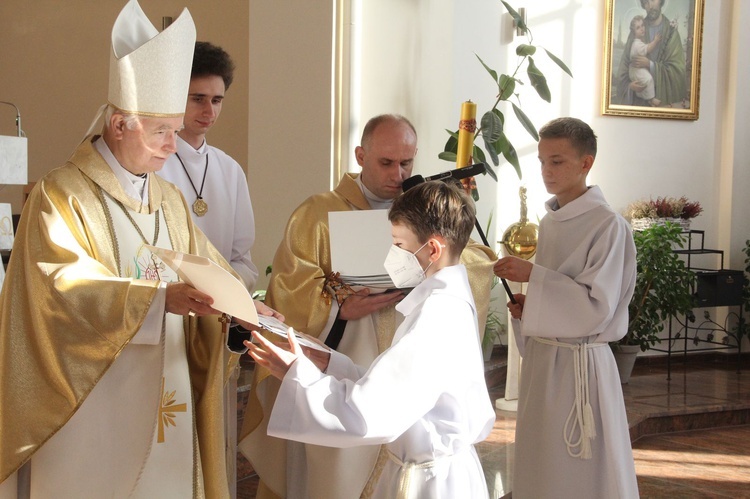 Tarnów. Błogosławieństwo nowych lektorów dekanatu Tarnów-Południe