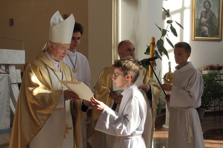 Tarnów. Błogosławieństwo nowych lektorów dekanatu Tarnów-Południe