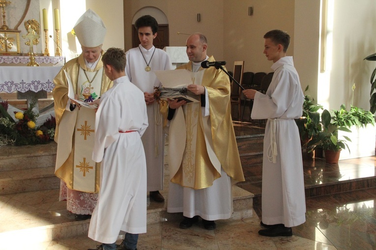 Tarnów. Błogosławieństwo nowych lektorów dekanatu Tarnów-Południe