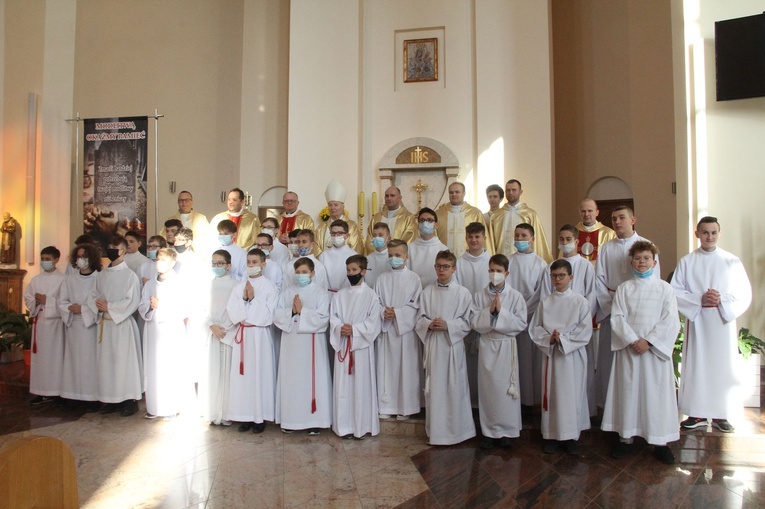 Tarnów. Błogosławieństwo nowych lektorów dekanatu Tarnów-Południe