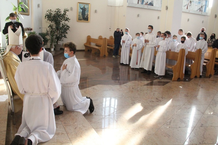 Tarnów. Błogosławieństwo nowych lektorów dekanatu Tarnów-Południe