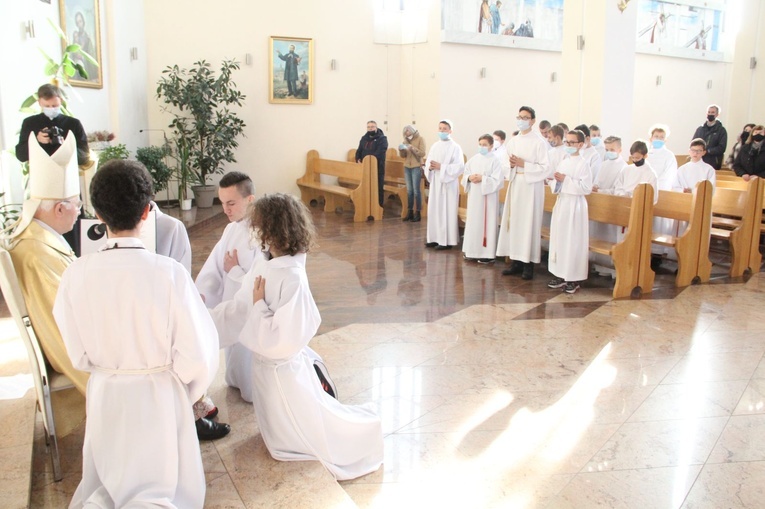 Tarnów. Błogosławieństwo nowych lektorów dekanatu Tarnów-Południe