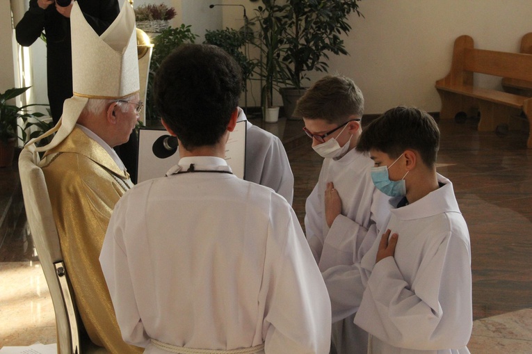 Tarnów. Błogosławieństwo nowych lektorów dekanatu Tarnów-Południe