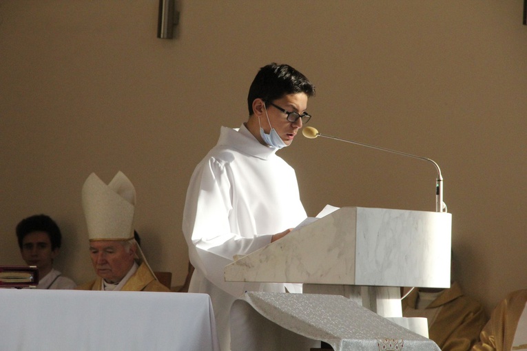 Tarnów. Błogosławieństwo nowych lektorów dekanatu Tarnów-Południe