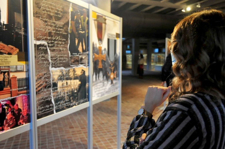 Wystawa o gen. Tadeuszu Bieńkowiczu "Rączym" (1923-2019)