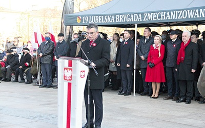 ▲	Wojewoda przywołał słowa piosenki  Grzegorza Tomczaka.