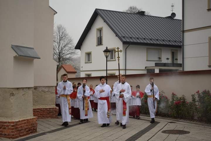 Bobowa. Wprowadzenie relikwii bł. Karoliny