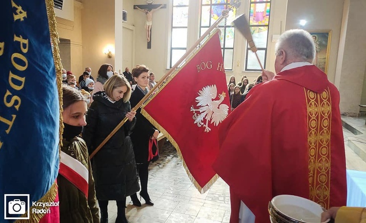 Borki Nizińskie. Nadanie szkole imienia