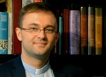 Ks. Wojciech Wojtyła jest pracownikiem Katedry Teorii, Historii i Filozofii Prawa na Wydziale Prawa i Administracji Uniwersytetu Technologiczno-Humanistycznego w Radomiu.