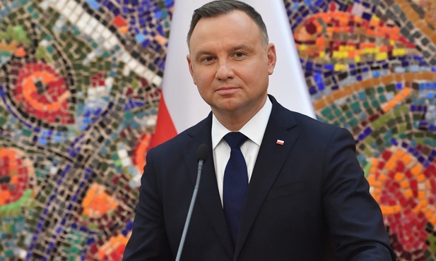 Prezydent: Migranci, którzy potrzebują pomocy otrzymują ją