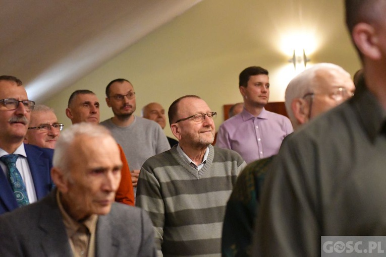 W Rokitnie trwają rekolekcje dla mężczyzn z o. Antonello Cadeddu