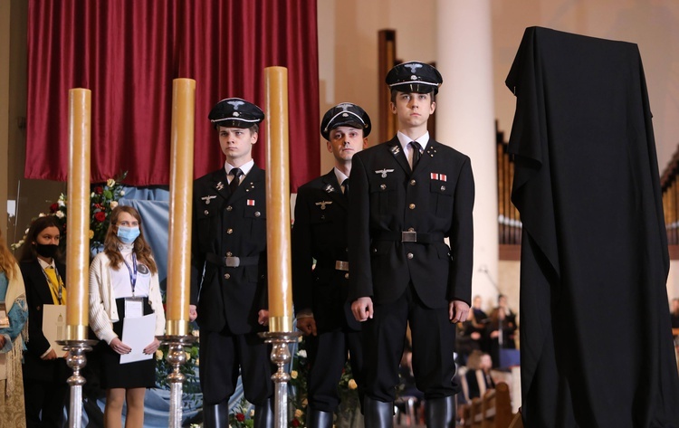 Beatyfikacja sługi Bożego Jana Franciszka Machy w katowickiej katedrze cz.1