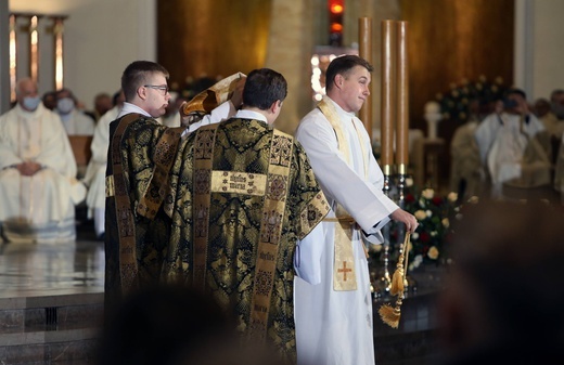 Beatyfikacja sługi Bożego Jana Franciszka Machy w katowickiej katedrze cz.1
