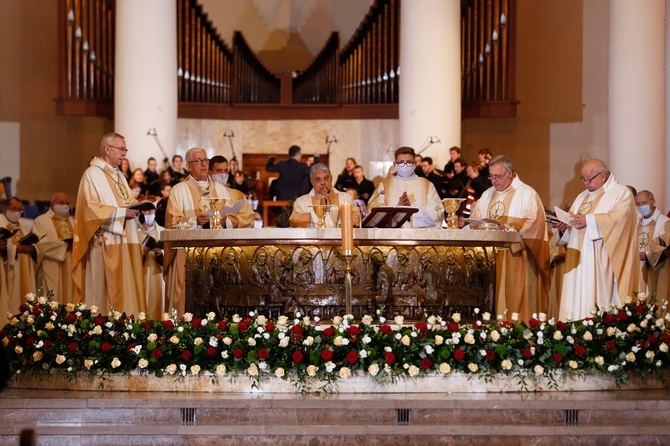 Beatyfikacja sługi Bożego Jana Franciszka Machy w katowickiej katedrze cz.3