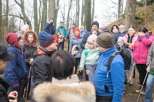 Poświęcenie nowego krzyża na Rogowcu