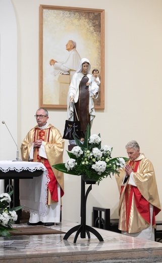 Katowice. Kardynał Marcello Semeraro odprawił Mszę Świetą w katowickim Klasztorze Siostr Karmelitanek.