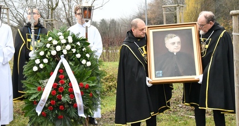 Skwer ks. Jana Golędzinowskiego