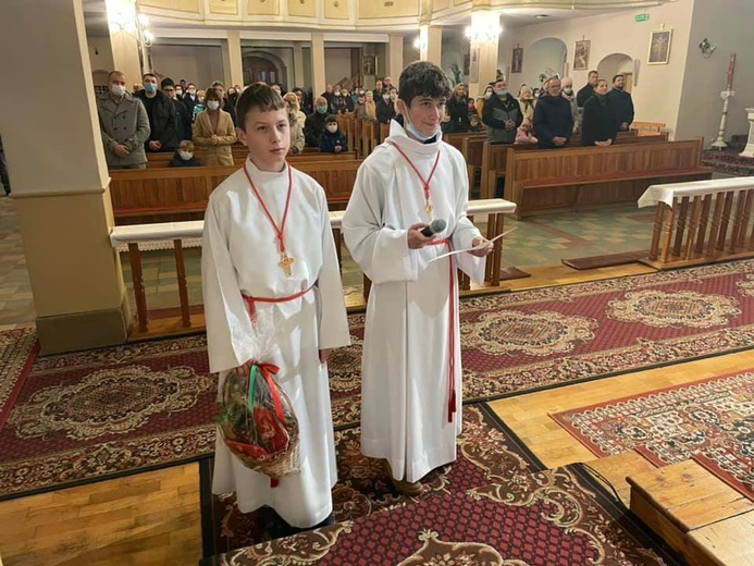 Nowe zastępy służby liturgicznej w parafiach