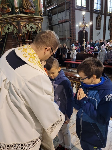 Nowe zastępy służby liturgicznej w parafiach