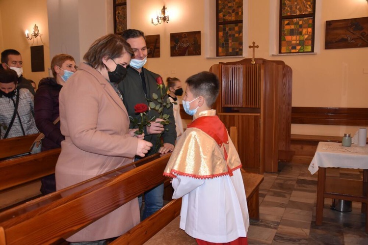 Dębica-Latoszyn. Wspólna Eucharystia, podziękowania i wyróżnienia dla najlepszych