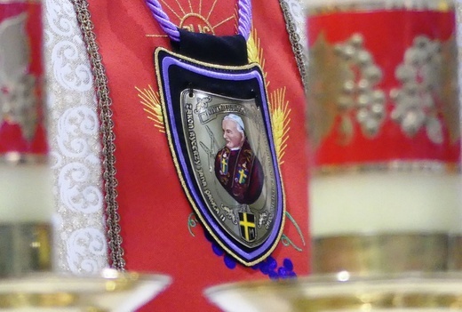 Chorągiew Rycerzy Jana Pawła II powstała w parafii św. Wawrzyńca w Grojcu