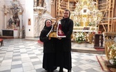 Pielgrzymka sióstr marianek do bardzkiego sanktuarium