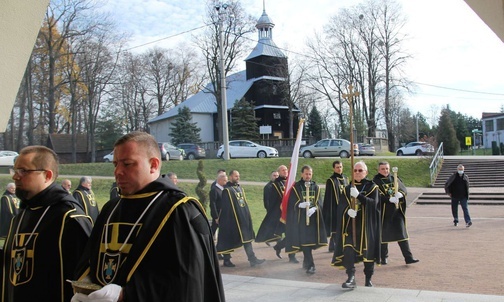 Pięciu nowych rycerzy Jana Pawła II z Grojca