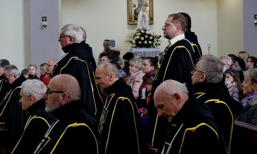 Pięciu nowych rycerzy Jana Pawła II z Grojca