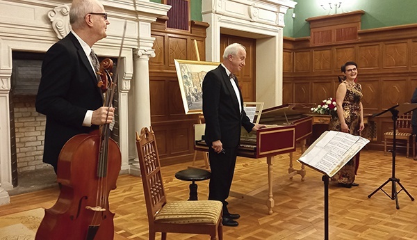 Koncert z udziałem Olgi Pasiecznik, Marka Caudle’a oraz Władysława Kłosiewicza.