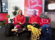 ▲	Ratownicy GOPR nie tylko pomagają docierać do osób mieszkających w trudno dostępnych, górzystych miejscach, ale też włączją się w przygotowanie prezentów.