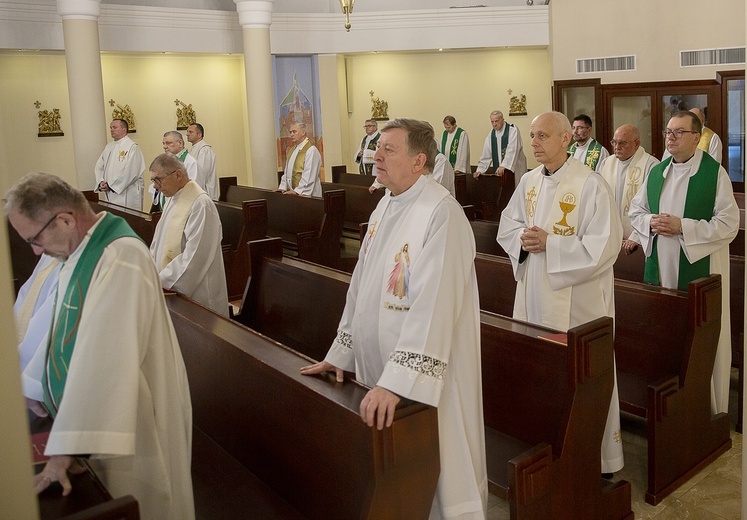 Być znakiem nadziei. Rekolekcje dla księży