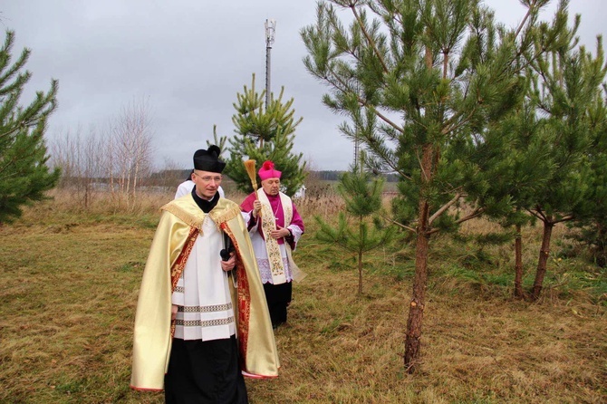 Białoruś: Poświęcenia placu pod budowę kościoła bł. Marianny Biernackiej w Grodnie