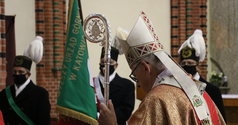 Abp Skworc: Potrzeba prawdziwej "ekologii ludzkiej"